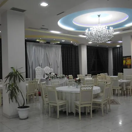 3 Vellezerit Hotel Durrës