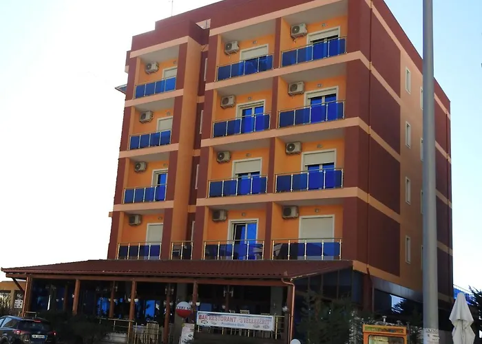 3 Vellezerit Hotel Durrës