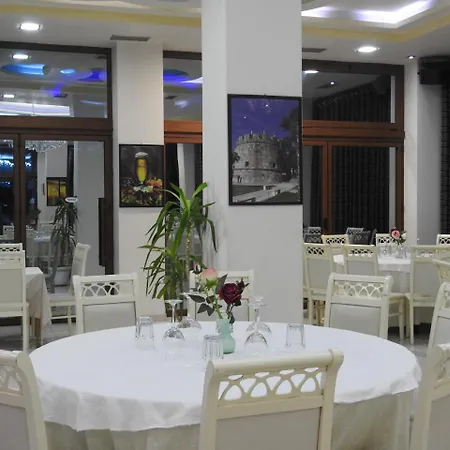 3 Vellezerit 4* Дуррес