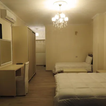 Hotel 3 Vellezerit Durrës