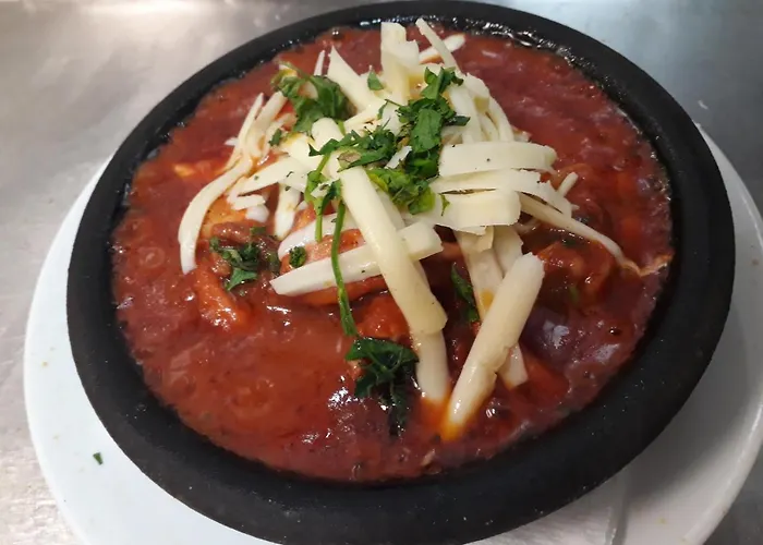 3 Vellezerit Szálloda 4*