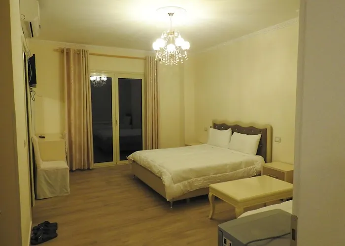 3 Vellezerit Durrës